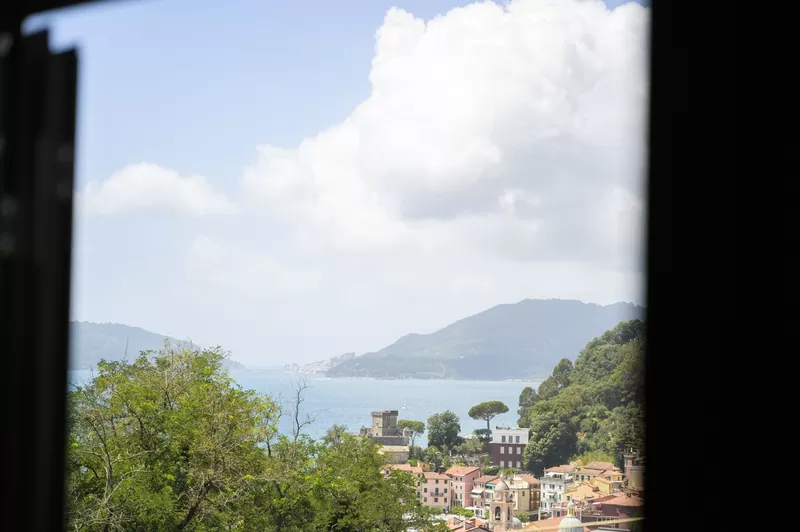 Il golfo visto dalla finestra della camera